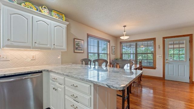 37 Grier Drive, Bella Vista, AR 72715