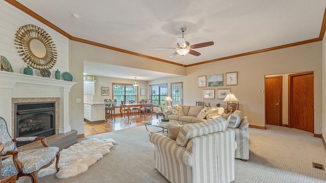 37 Grier Drive, Bella Vista, AR 72715