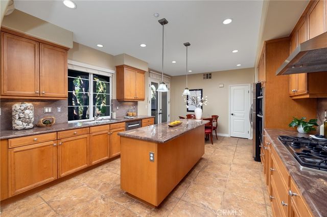 21245 Baeza, Huntington Beach, CA 92648