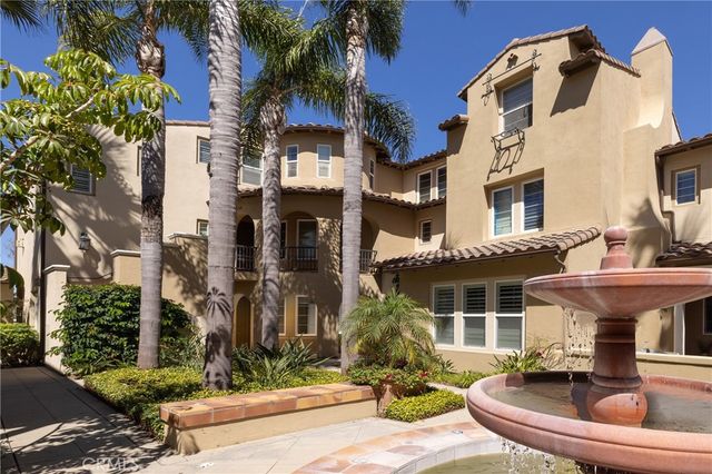 21245 Baeza, Huntington Beach, CA 92648