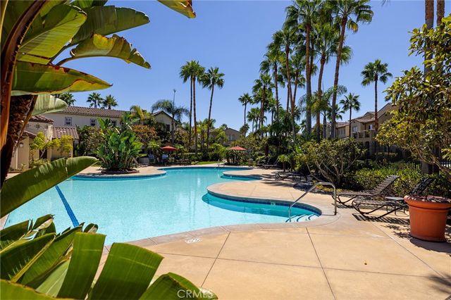 21245 Baeza, Huntington Beach, CA 92648