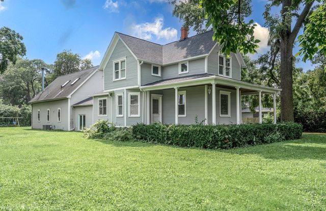1961 Miner Street, Des Plaines, IL 60016