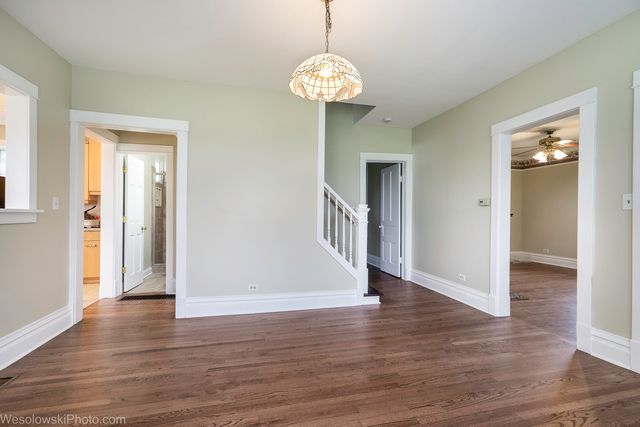 1961 Miner Street, Des Plaines, IL 60016