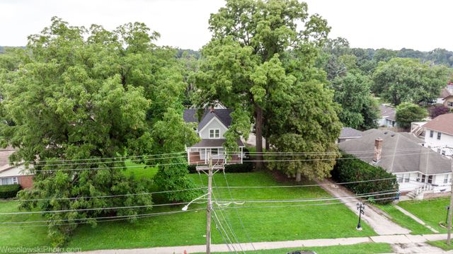1961 Miner Street, Des Plaines, IL 60016
