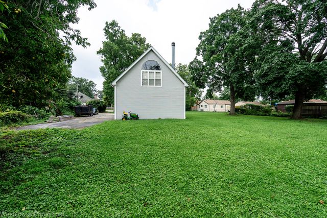 1961 Miner Street, Des Plaines, IL 60016
