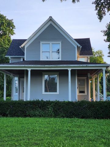1961 Miner Street, Des Plaines, IL 60016