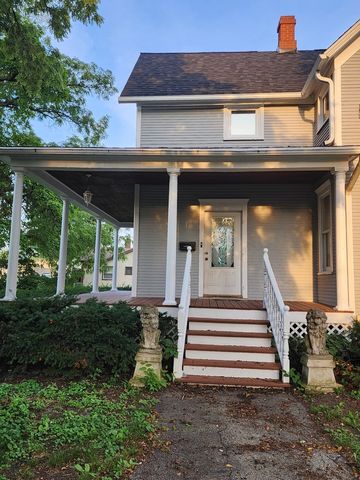 1961 Miner Street, Des Plaines, IL 60016