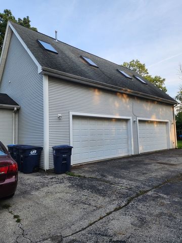 1961 Miner Street, Des Plaines, IL 60016
