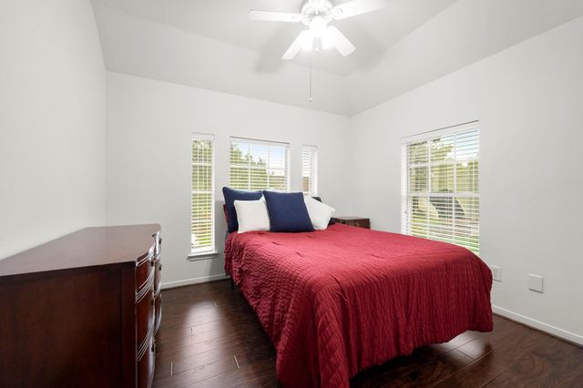 9514 Champions Cove Drive, Spring, TX 77379