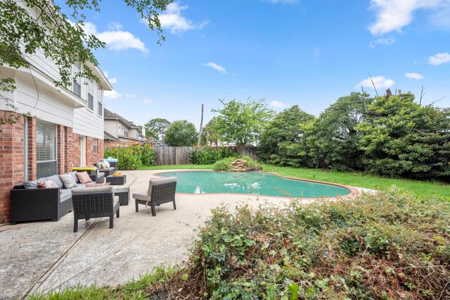 9514 Champions Cove Drive, Spring, TX 77379