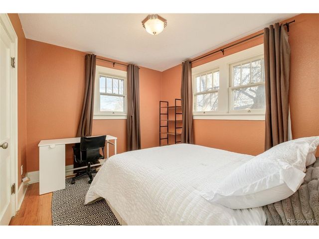 4559 Irving St, Denver, CO 80211