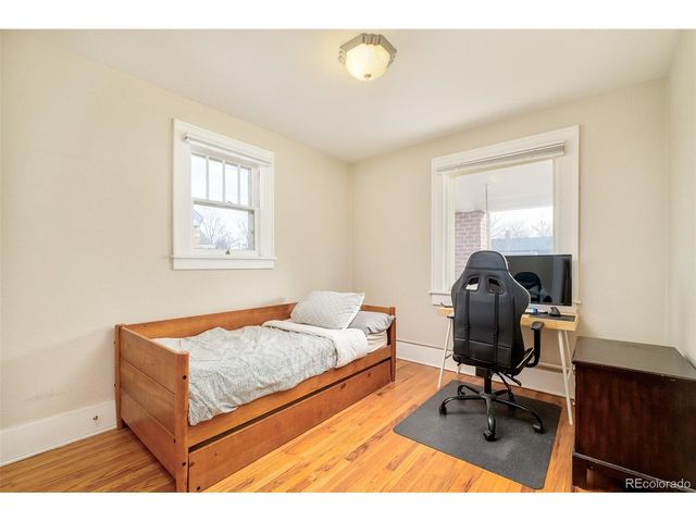 4559 Irving St, Denver, CO 80211