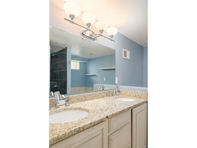 4559 Irving St, Denver, CO 80211