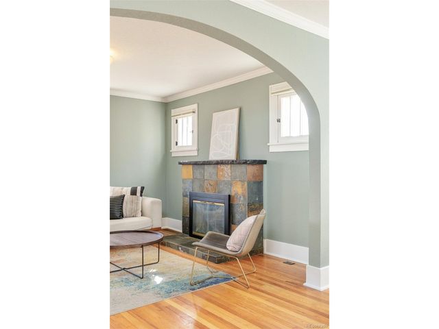 4559 Irving St, Denver, CO 80211