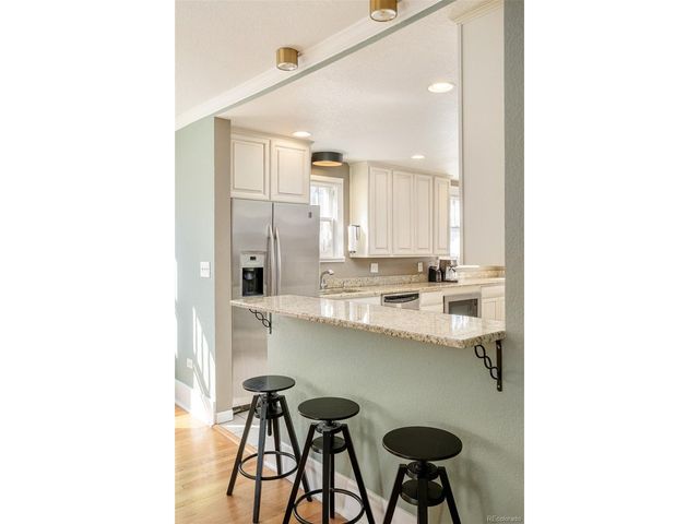 4559 Irving St, Denver, CO 80211