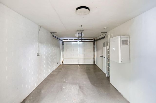 2022 N 40th Street, Phoenix, AZ 85008
