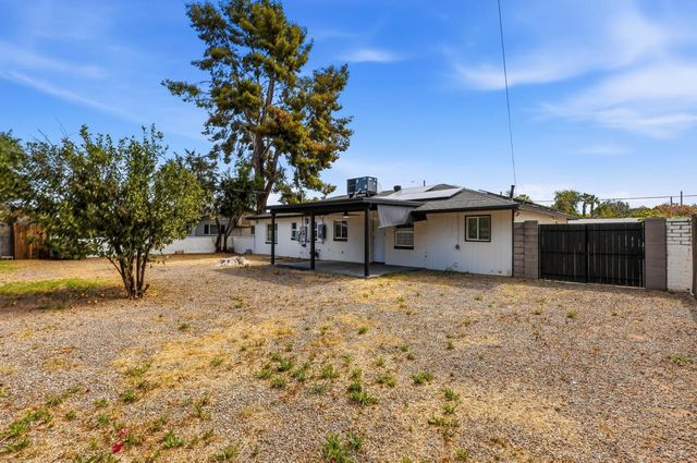 2022 N 40th Street, Phoenix, AZ 85008