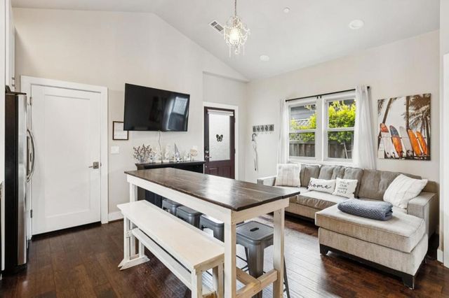 408 Belleville Boulevard, Half Moon Bay, CA 94019