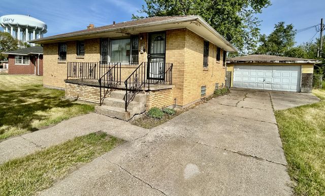 1957 Madison Lane, Gary, IN 46407