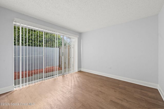 1170 S Patrick Drive 22, Satellite Beach, FL 32937
