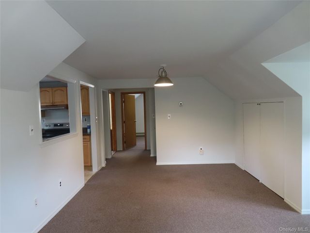 120 Cerny Place, West Islip, NY 11795