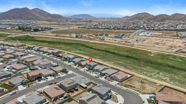 30753 Alister Lane, Winchester, CA 92596