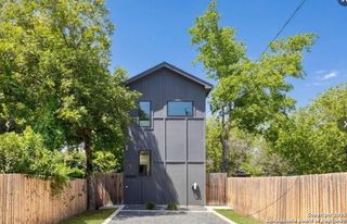 1641 Center, San Antonio, TX 78202