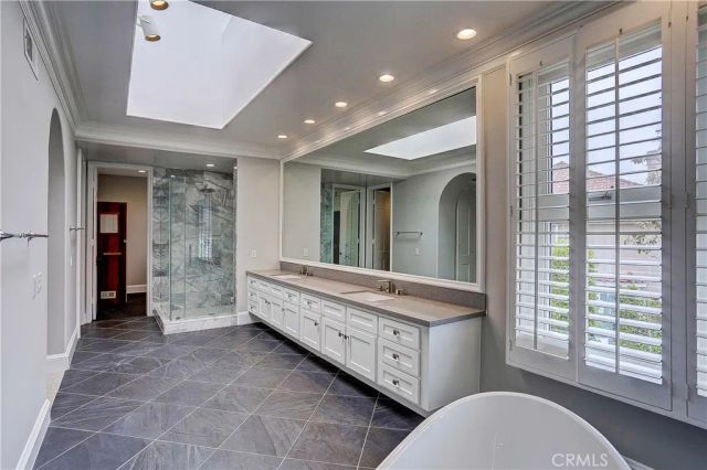 14 Rockingham Dr, Newport Beach, CA 92660