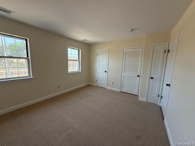 1 Atlantic Avenue 56, Farmingdale, NY 11735