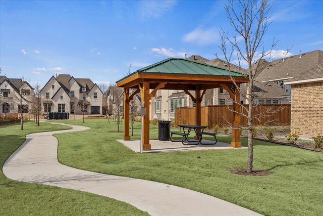 3800 Lochwood Drive, Rowlett, TX 75088