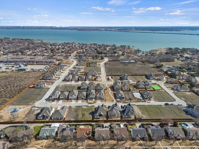 3800 Lochwood Drive, Rowlett, TX 75088