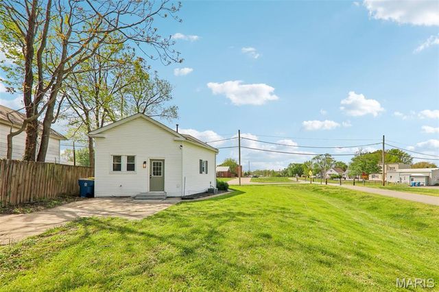 421 Wolf Street, Edwardsville, IL 62025