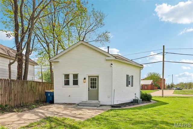 421 Wolf Street, Edwardsville, IL 62025