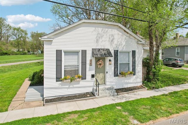 421 Wolf Street, Edwardsville, IL 62025