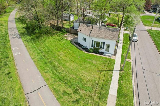 421 Wolf Street, Edwardsville, IL 62025