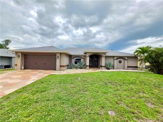 1803 SW 2nd AVE, Cape Coral, FL 33991