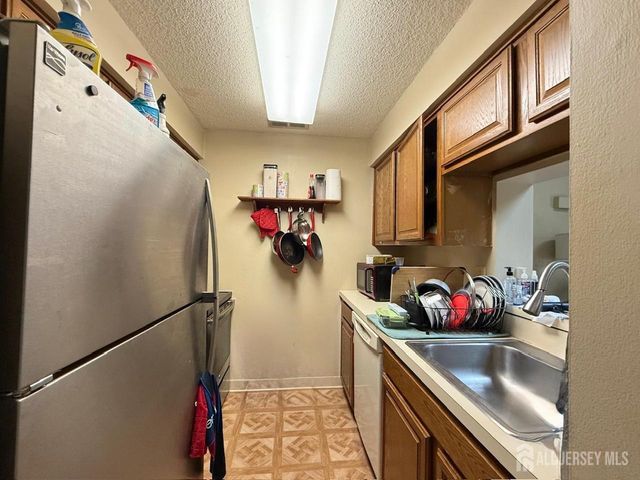 1812 Ravens Crest Drive, Plainsboro, NJ 08536