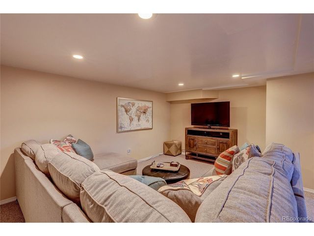 2690 S Gilpin St, Denver, CO 80210