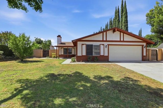 28419 Tonner, Highland, CA 92346