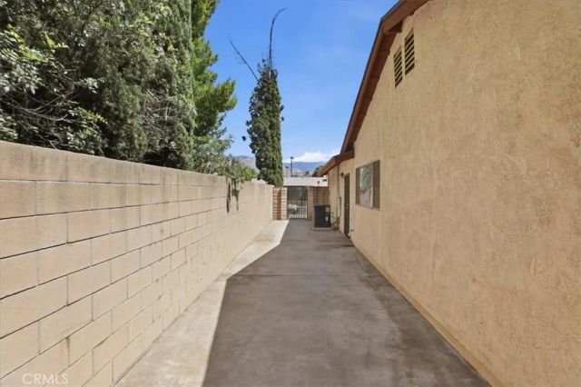 28419 Tonner, Highland, CA 92346