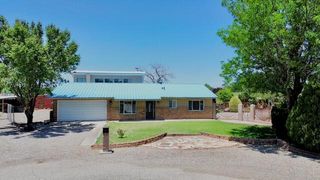 2119 BESLER Lane SW, Albuquerque, NM 87105
