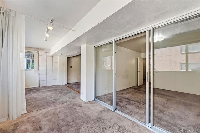 1223 Race Street 203, Denver, CO 80206