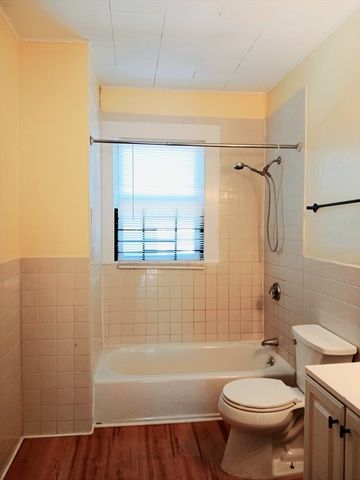 44B Park St. 3, Lynn, MA 01905