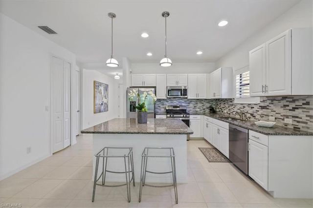 11508 Grey Egret CIR, Fort Myers, FL 33966