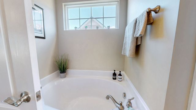 8232 Tapoco Ln, Brentwood, TN 37027