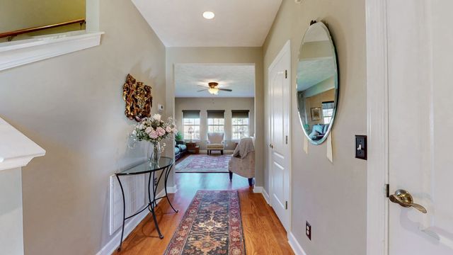 8232 Tapoco Ln, Brentwood, TN 37027