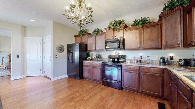 8232 Tapoco Ln, Brentwood, TN 37027