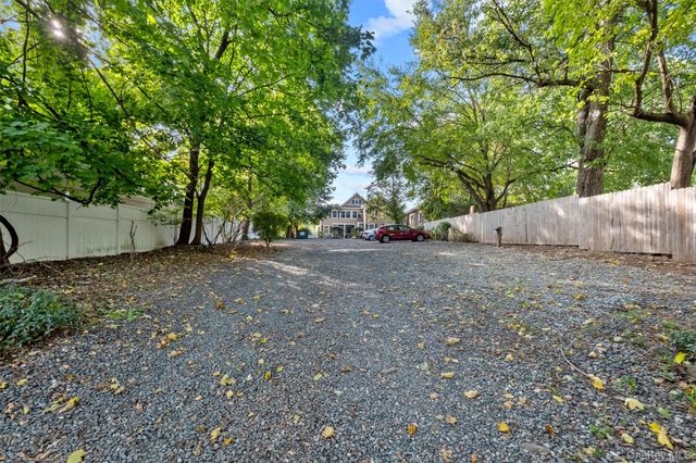 10 Burnside Avenue B, Congers, NY 10920