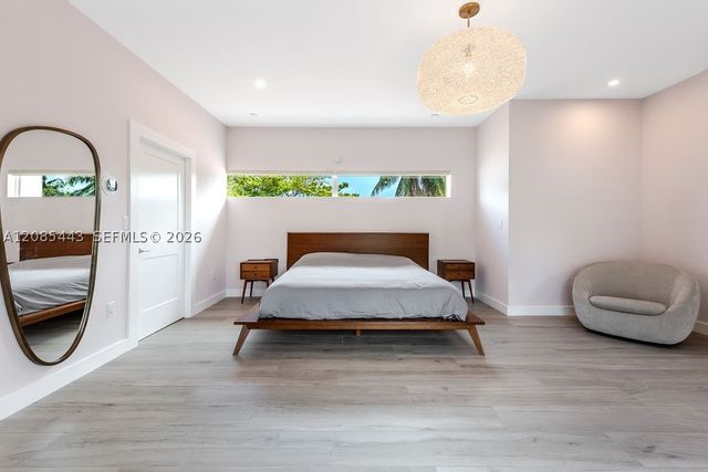 719 W 51st St, Miami Beach, FL 33140