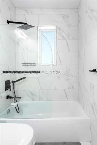 719 W 51st St, Miami Beach, FL 33140